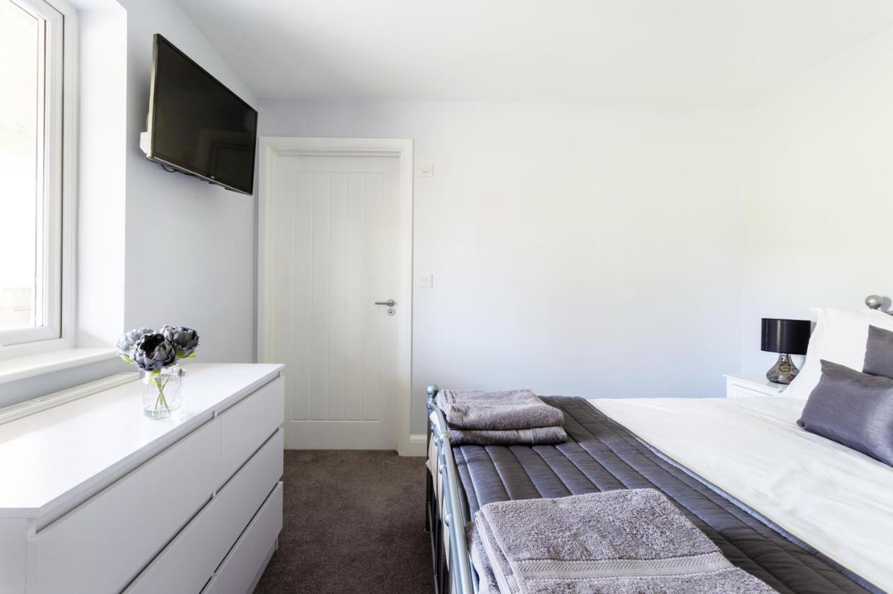 The Hideout, A Detached Lodge, Hot Tub, Heating, Wifi & Parking Long Bredy Exterior foto